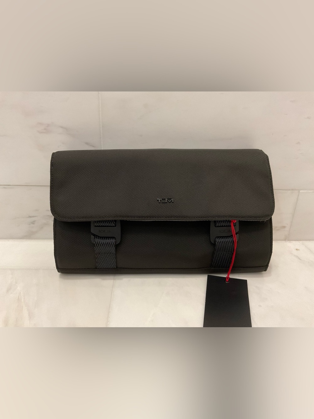 NEW Tumi + 11.0” Ballistic Nylon HANGING TRAVEL DOPP KIT - SOLID BLACK